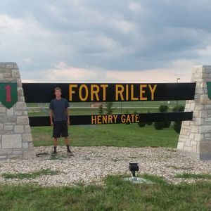 Meet your Posher, Ashton